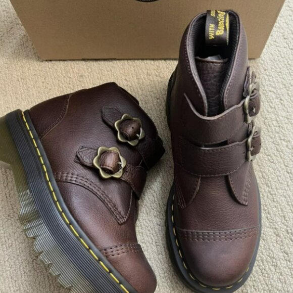 Dr Martens DEVON FLOWER BUCKLE PLATFORMS MSRP$240 Grizzly DK Brown Cute & Chic - Picture 4 of 16